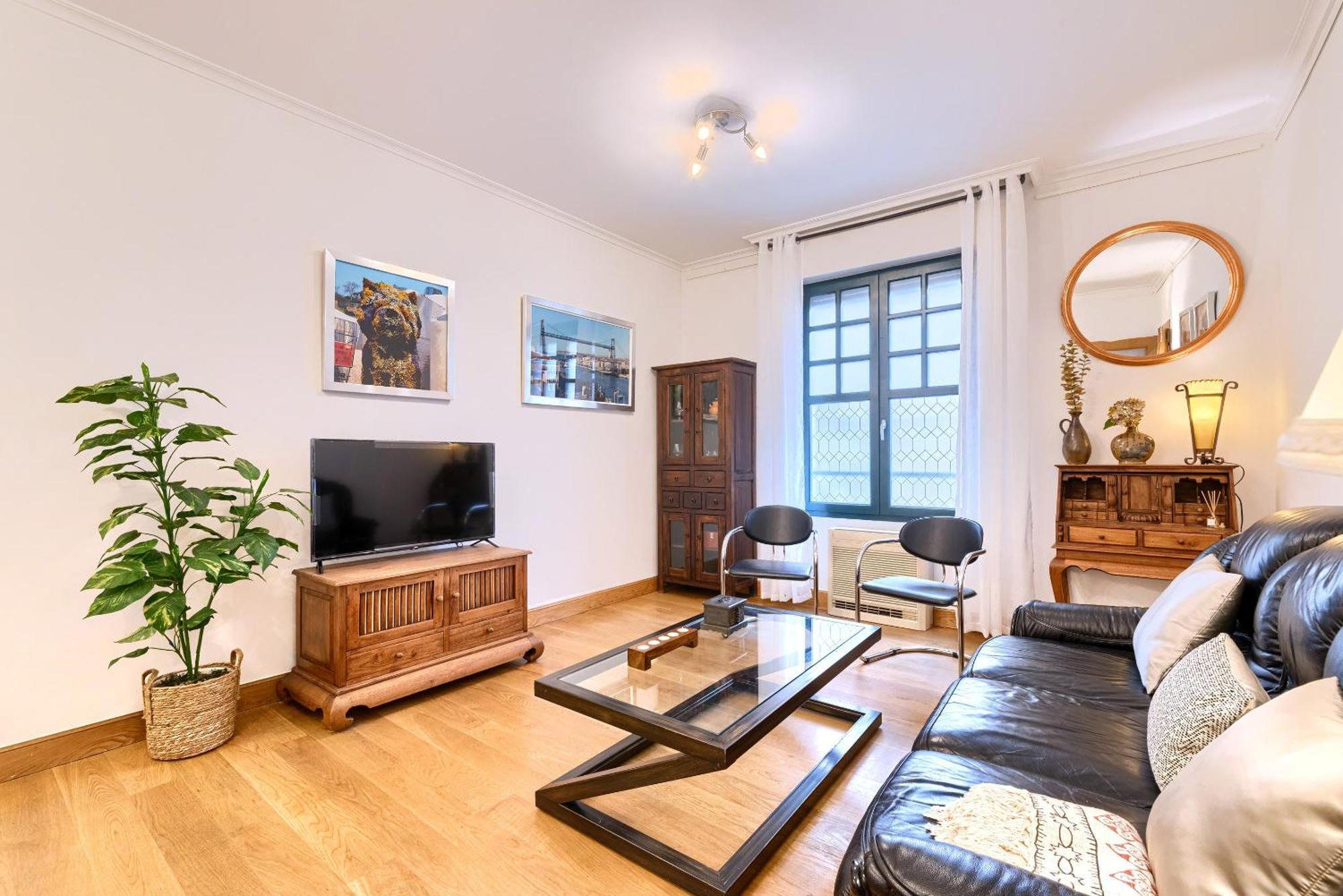 Vivienda Turistica Acogedora Y Elegante En Irala Apartment Bilbao Luaran gambar