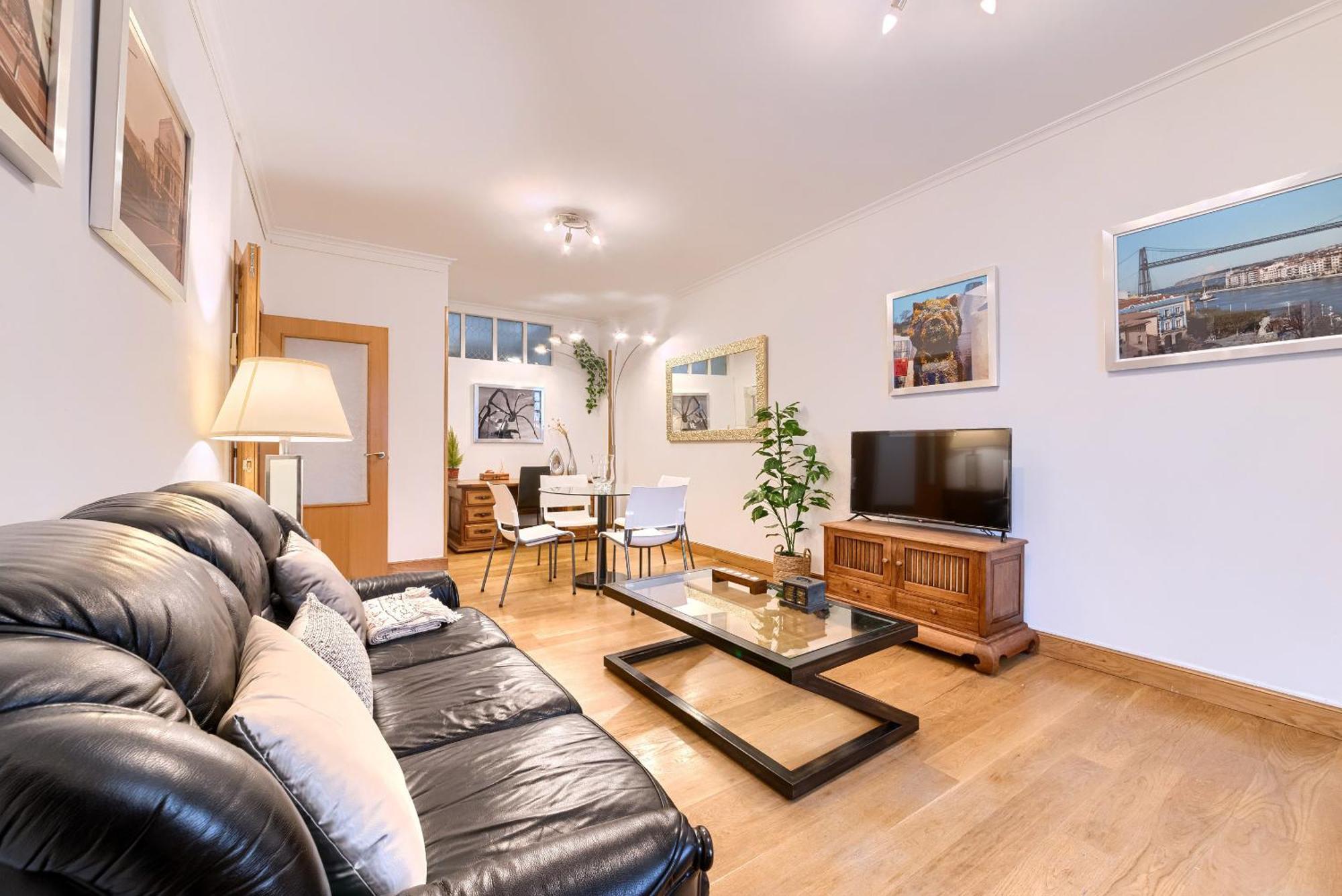 Vivienda Turistica Acogedora Y Elegante En Irala Apartment Bilbao Luaran gambar