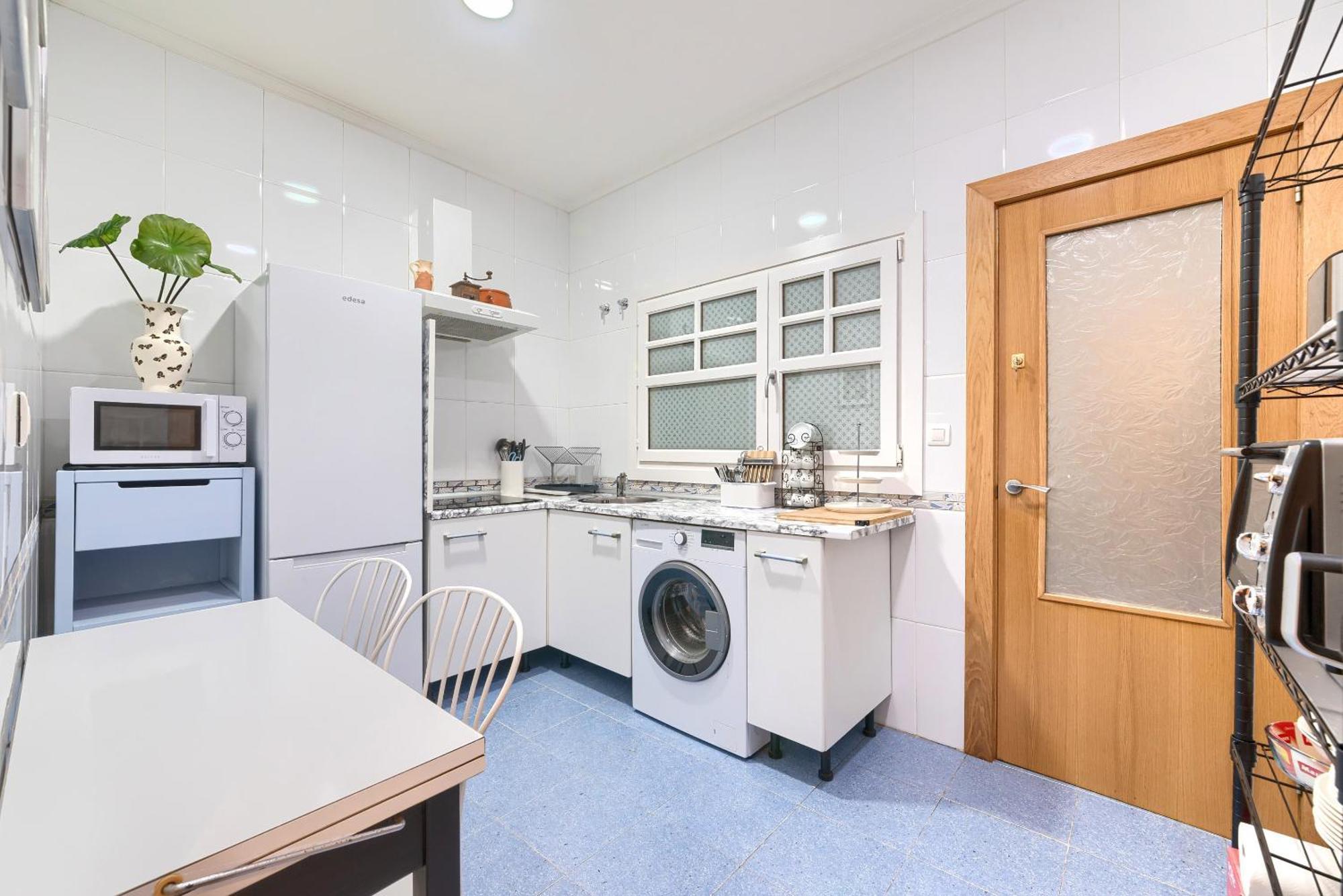 Vivienda Turistica Acogedora Y Elegante En Irala Apartment Bilbao Luaran gambar